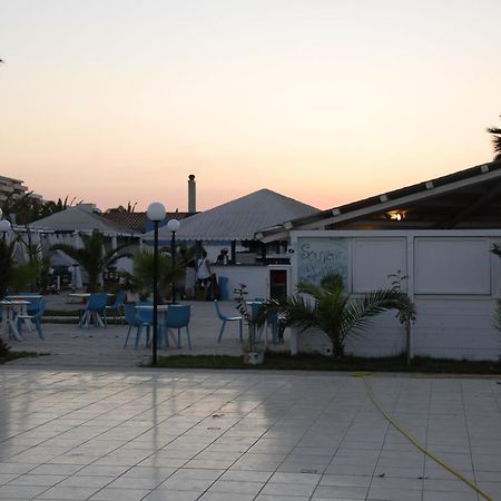 Torquemada Beach Club Margherita Di Savoia Eksteriør bilde