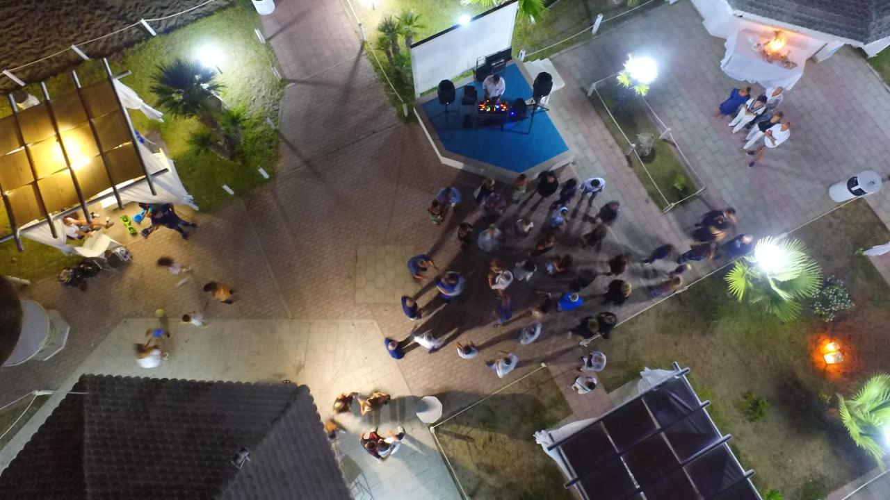 Torquemada Beach Club Margherita Di Savoia Eksteriør bilde
