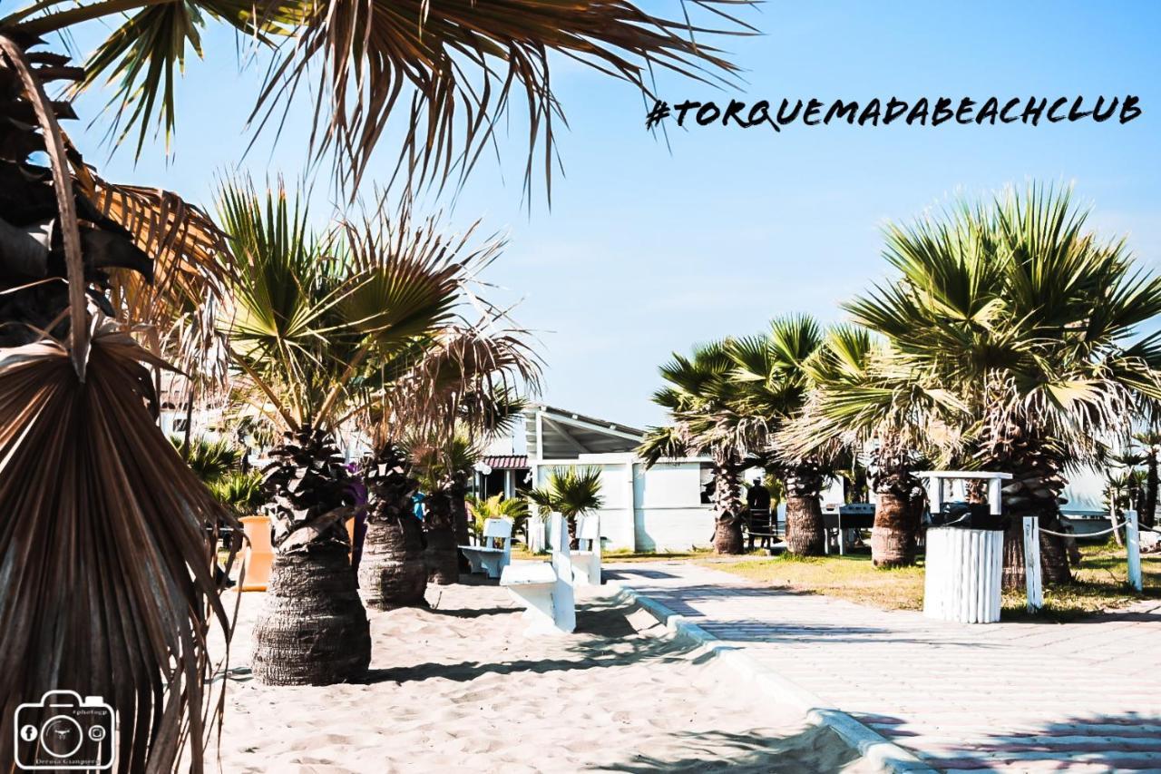 Torquemada Beach Club Margherita Di Savoia Eksteriør bilde