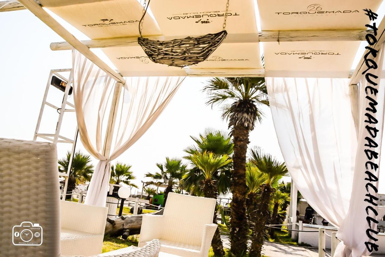 Torquemada Beach Club Margherita Di Savoia Eksteriør bilde
